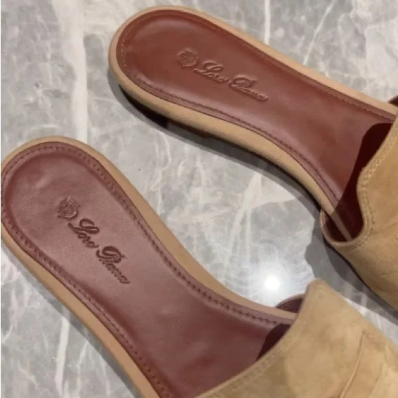 Loro piana Women's Tan Slide Sandals Size 39